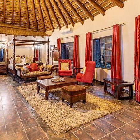 Zulu Nyala Game Lodge Hluhluwe Exterior photo